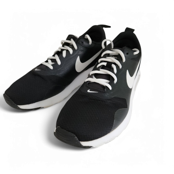 NIKE Air Max Tavas Black/White 10.5 - Picture 7 of 12